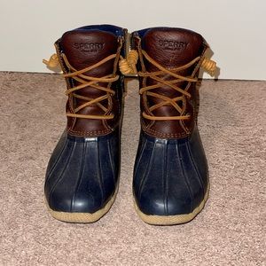 🎉Sperry Saltwater Duck Boots🎉 Reasonable Offers Accepted🎉